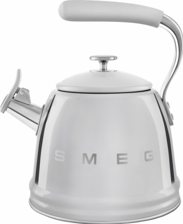 Чайник Smeg WKF01SS — вид спереди Чайник Smeg WKF01SS — детальное фото